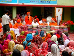 Saree and dhoti distribution by AMURT at Ananda Nagar